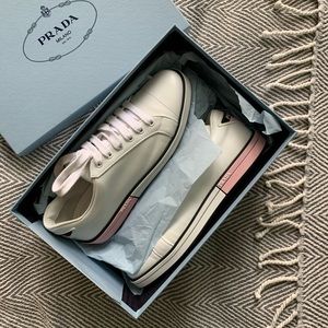 NIB, Prada Calf skin leather low top sneakers
